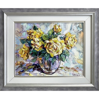 Bouquet of Yellow Spring Roses
